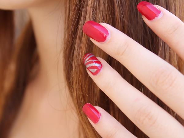 Kako pospešimo rast nohtov?