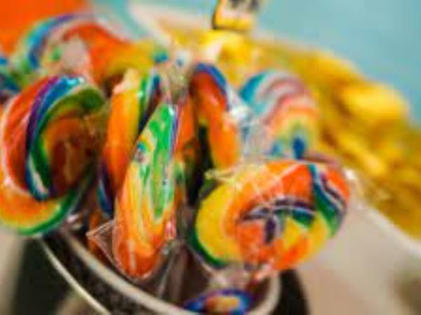 Se zredimo zaradi aditivov v hrani?