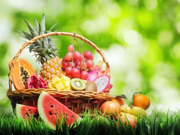 Ananas ali melona: kaj je bolj zdravo?