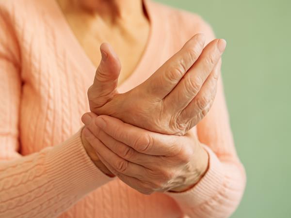 Hladni obkladki so lahko prijetni, vendar ne za sklepe