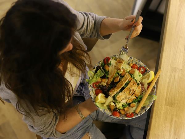 7 stvari, ki jih nikoli ne smete početi po obroku