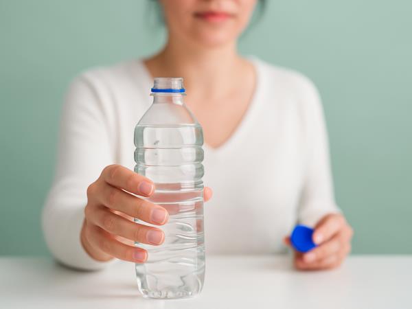 Voda: najcenejše zdravilo na svetu, ki ga večina prezre