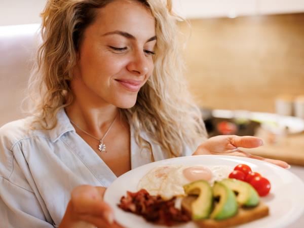 Zgodnji obroki olajšajo uravnavanje sladkorja