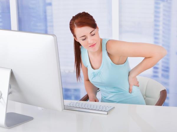 5 navad, ki povzročajo bolečine v hrbtu