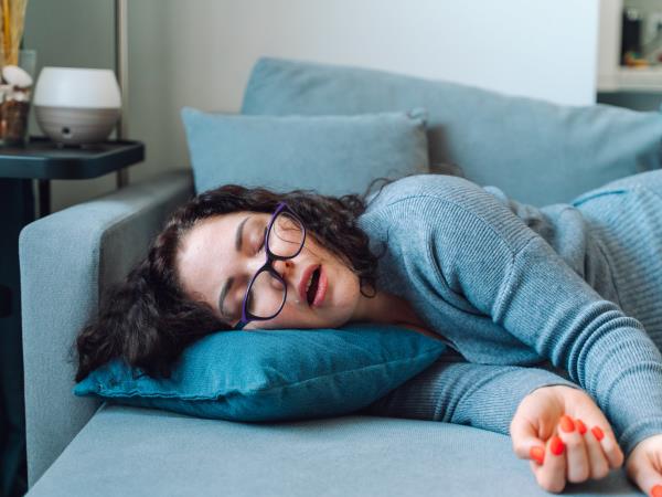 Izkoristite hidracijo med spanjem?