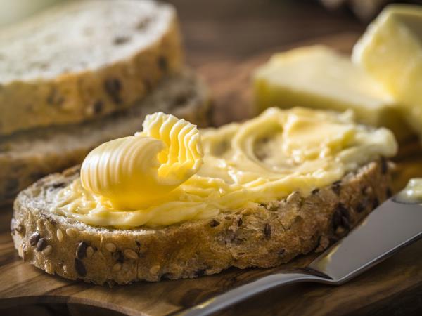 Dejstva o maslu, ki naredijo zajtrk manj privlačen