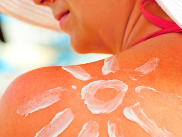 Imate pigmentne pike, vi pa vseeno rinete na sonce?!