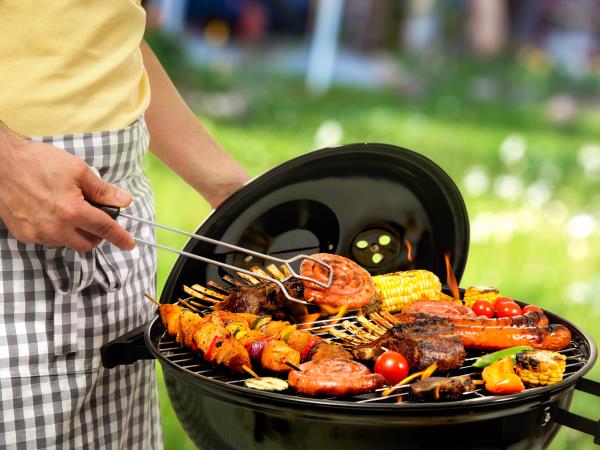 3 stvari, ki jih nikdar ne bi dali na žar, pa bi jih lahko