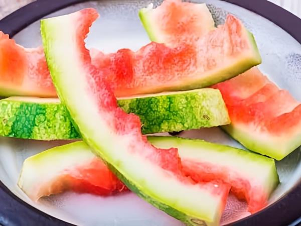 Stranski proizvodi lubenice učinkoviti proti debelost