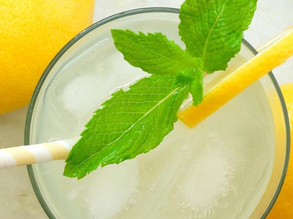 Kako narediti nizko-kalorično limonado?