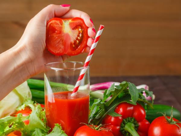Paradižnikov sok za boj proti holesterolu (in še čemu!)
