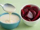Kefir in rdeča pesa: dvojec, ki ga prebava vzljubi že prvi dan
