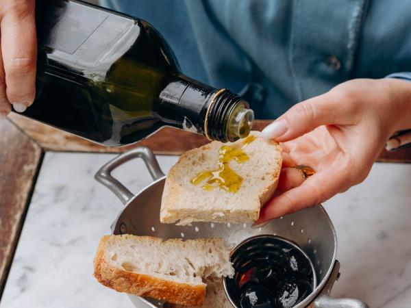 5 (zgrešenih) mitov o olivnem olju