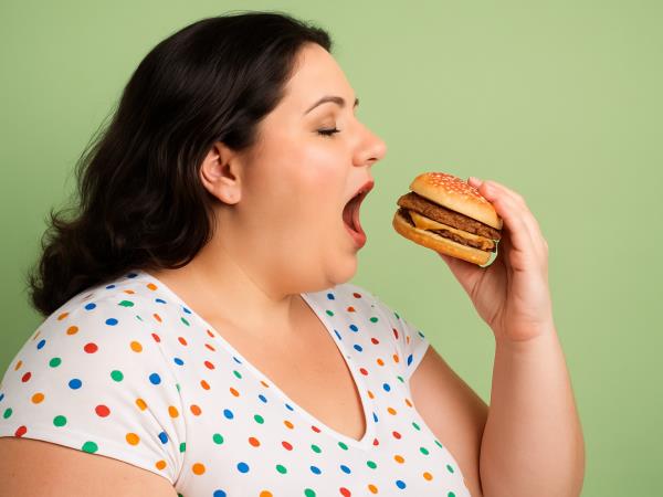 Limonin napitek s peteršiljem: stara kuhinjska skrivnost, ki jo prisegajo tisti, ki se borijo z odvečnimi kilogrami