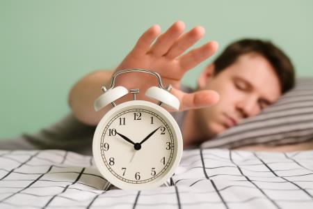 Ali veste, kdaj morate zaspati, da se zjutraj zbudite sveži